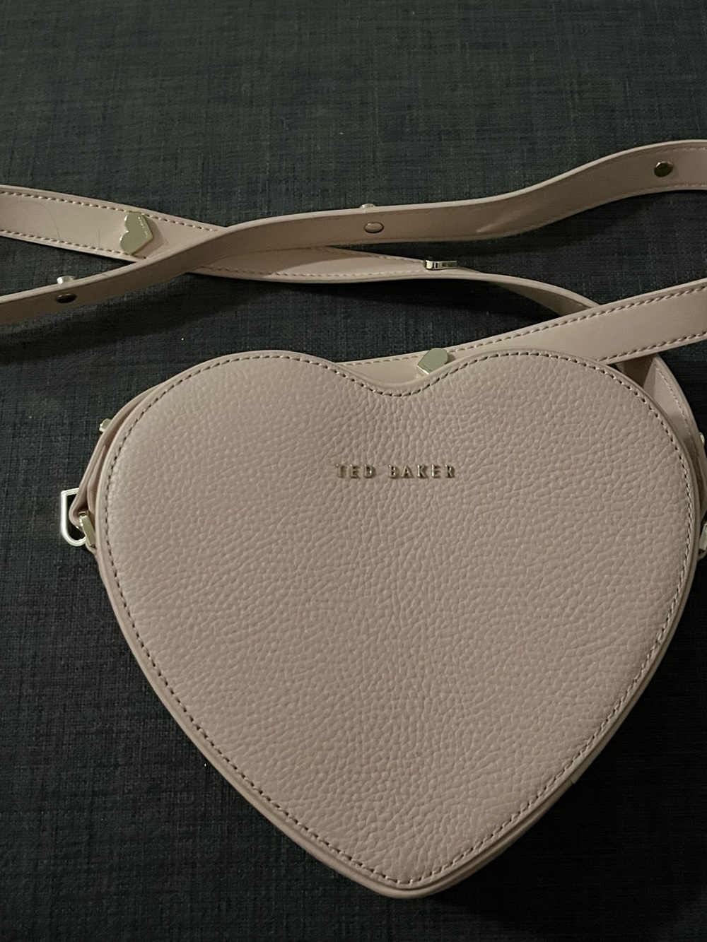 Ted Baker Pale Pink Pebbled Leather Heart-Shaped Crossbody Bag  gold -accents - Picture 13 of 15